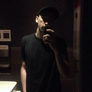 Meet your Posher, Tom